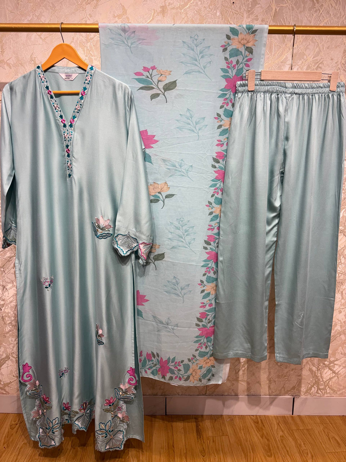 Ready To Wear Viral Long Kaftan Suit With Beautiful Embroidery Thread And Cut Work